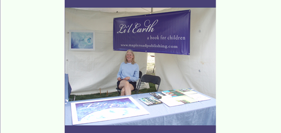 PattySittingInBooth_580